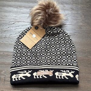 GAAHUU Moose,Cuffed,Animal Faux Fur Pom Pom,lined,super soft beanie,hat